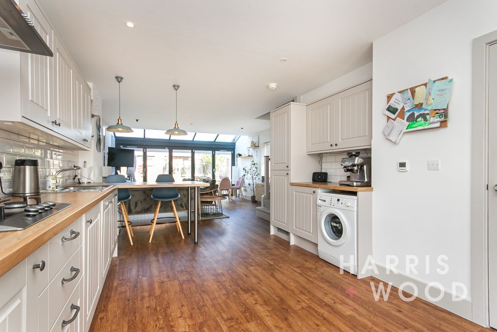 Property photo 3 of 37 4302804