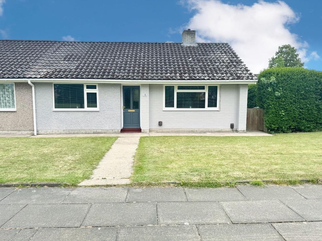 Property photo 1 of 12 External