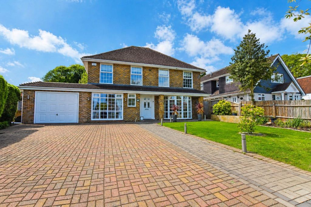 Property photo 1 of 24