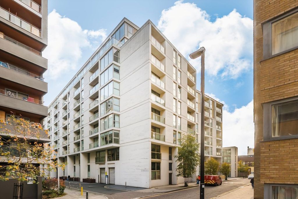 Property photo 1 of 6