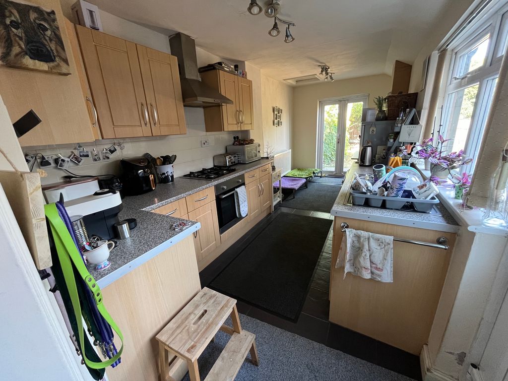 Property photo 3 of 10 Img_5056
