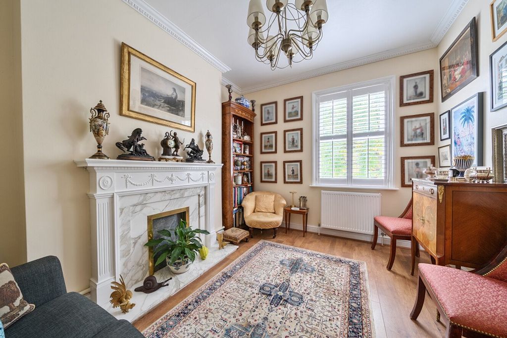 Property photo 2 of 8 Picture No. 20