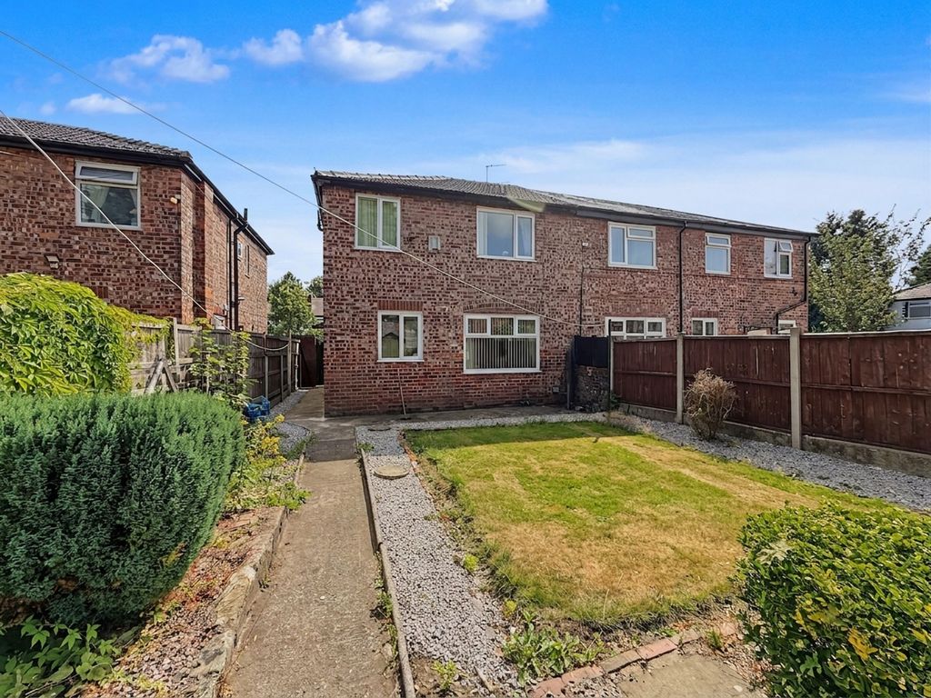 Property photo 2 of 23