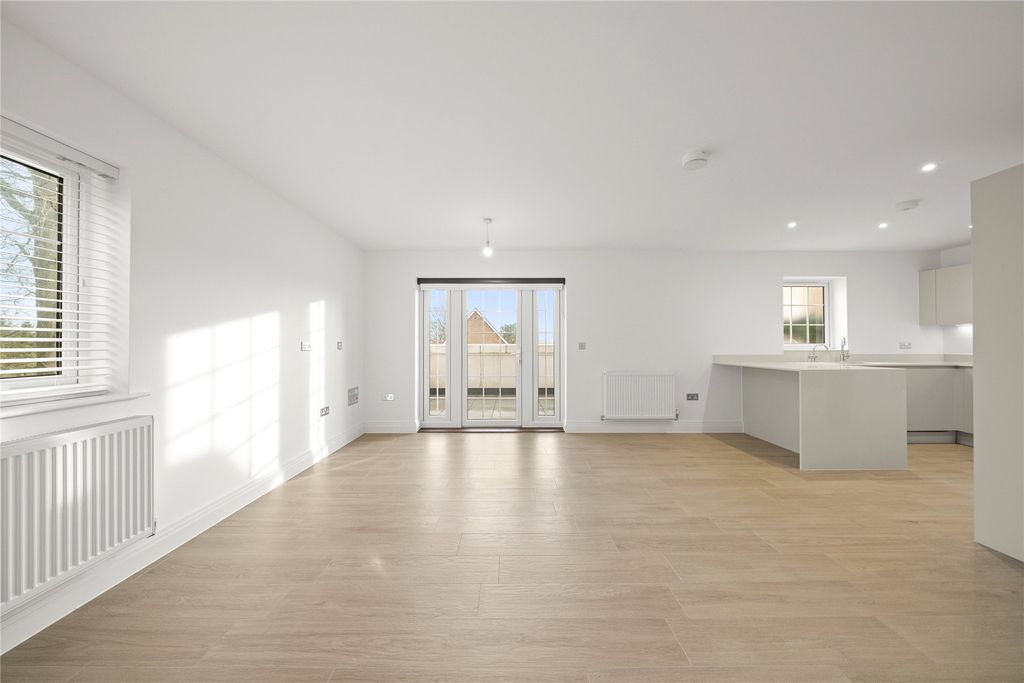 Property photo 3 of 12 Open Plan Living