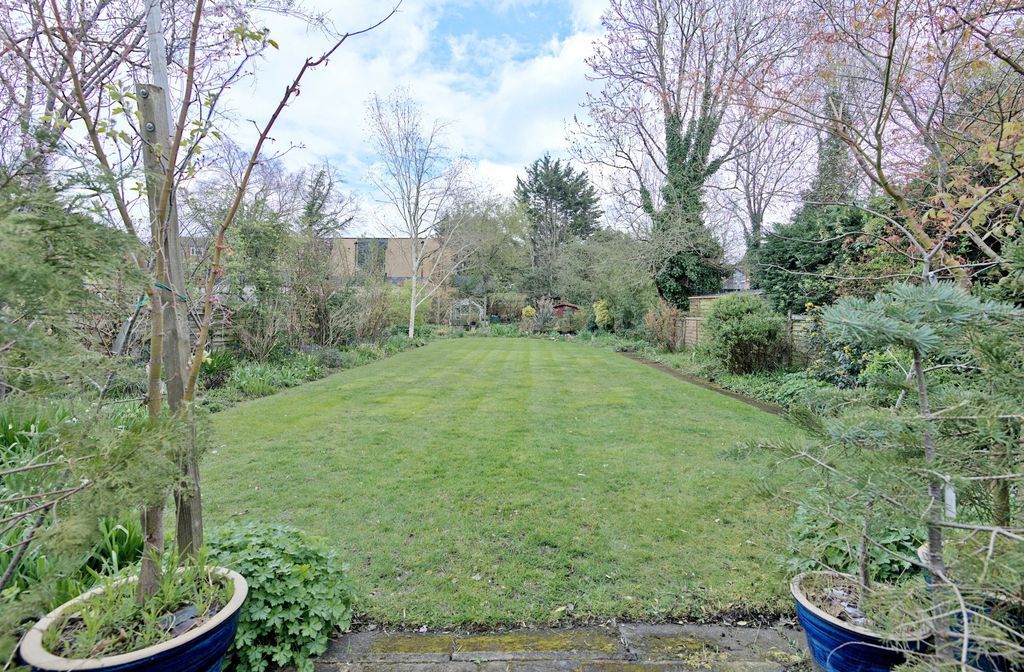 Property photo 2 of 17 Photo 21