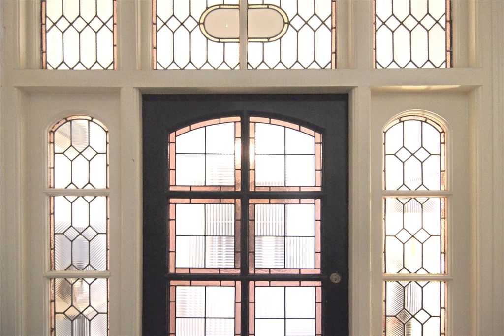 Property photo 3 of 6 Picture 3