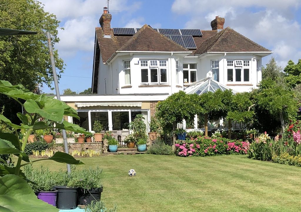 Property photo 2 of 21 Summer 2025