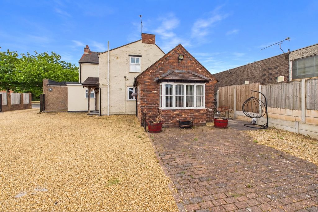 Property photo 1 of 12 Picture No. 03