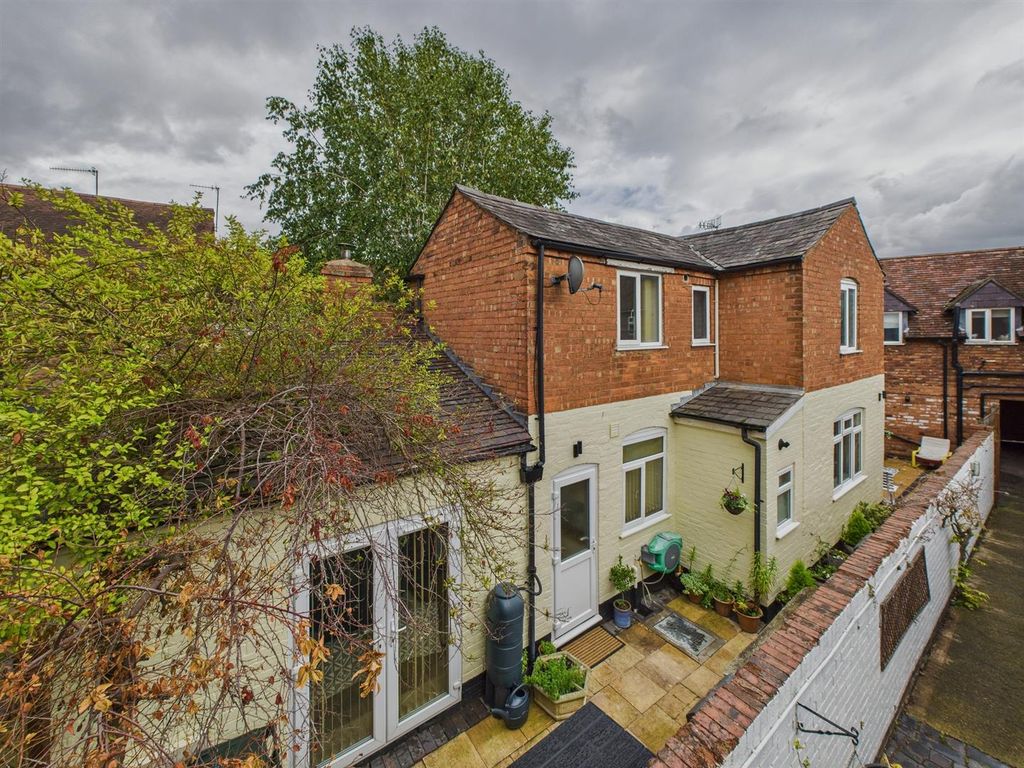 Property photo 1 of 16 Cam03972G0-Pr0127-Still024.Jpg
