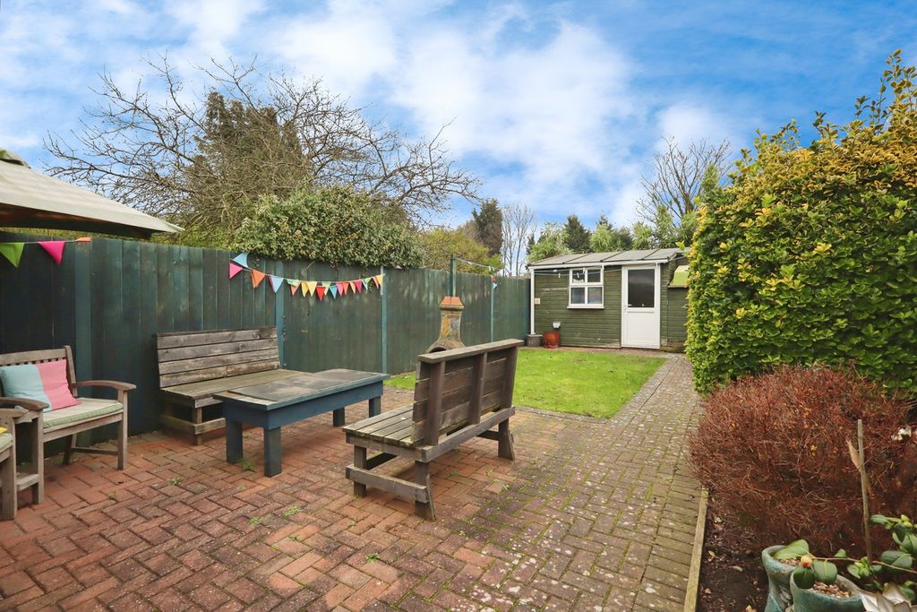 Additional image 18 of 4 bed semi-detached house for saleBranston Road, Burton-On-Trent DE14