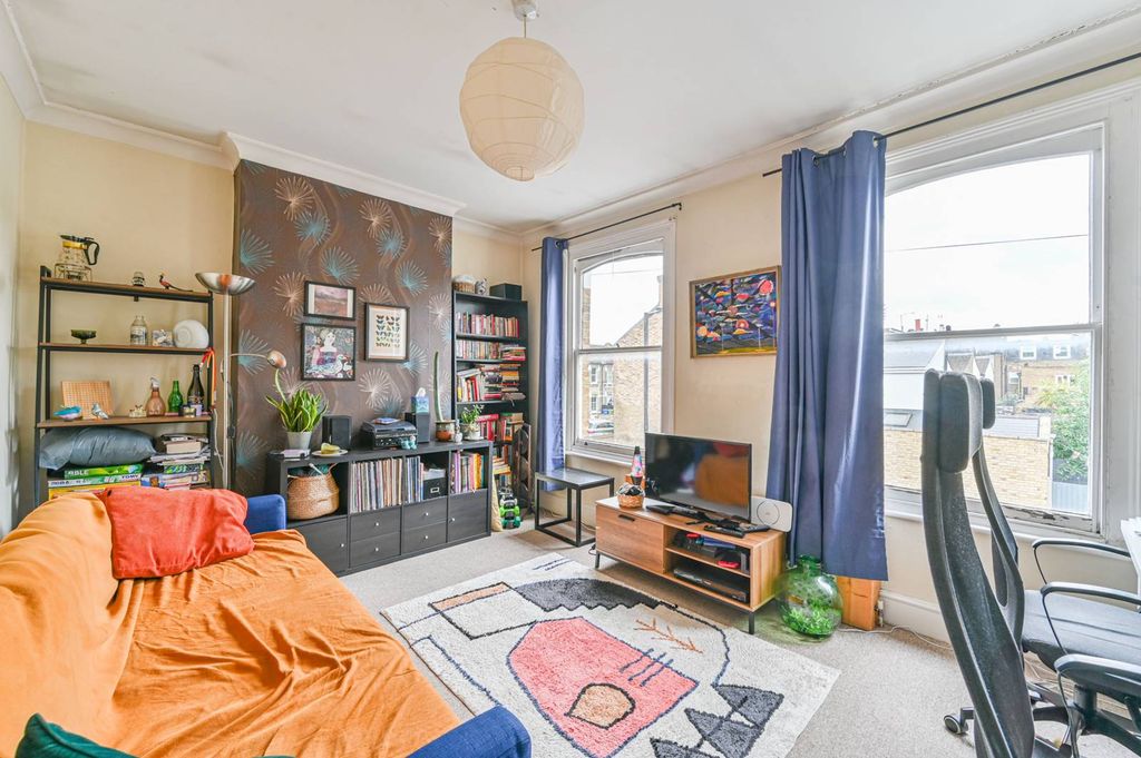 Property photo 2 of 5