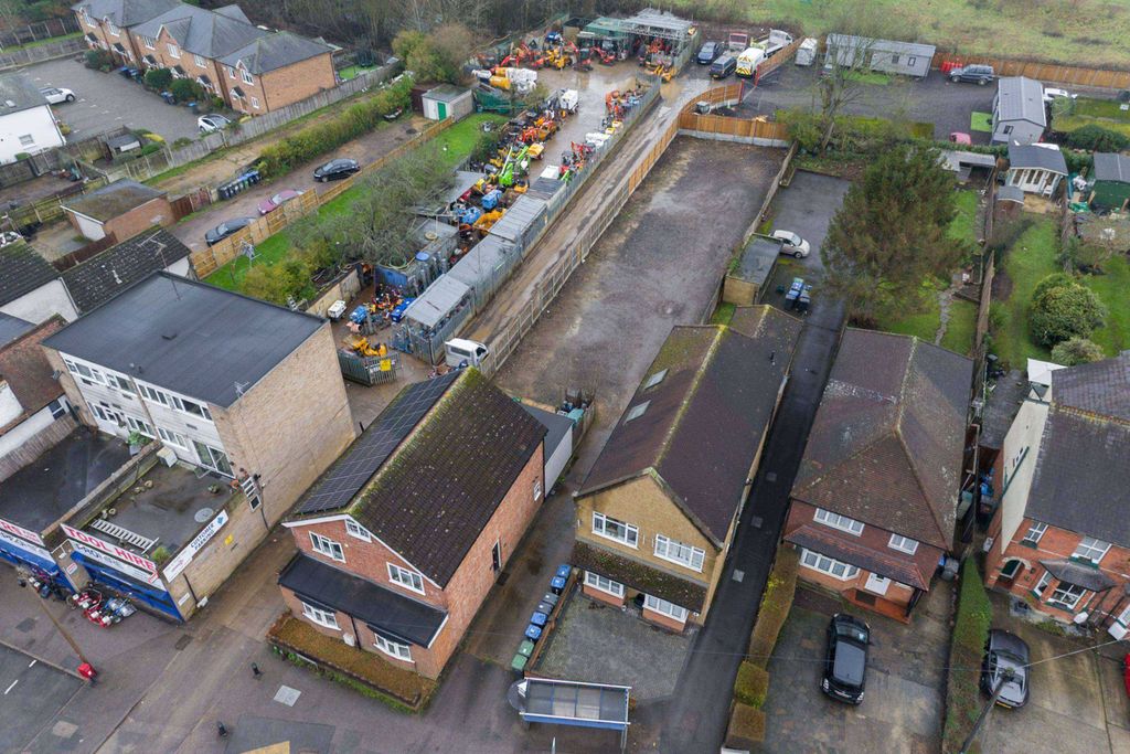 Property photo 2 of 8 Land On The West Side Of 221 New Haw Road, Addlestone, Surrey, Kt15 2Dp