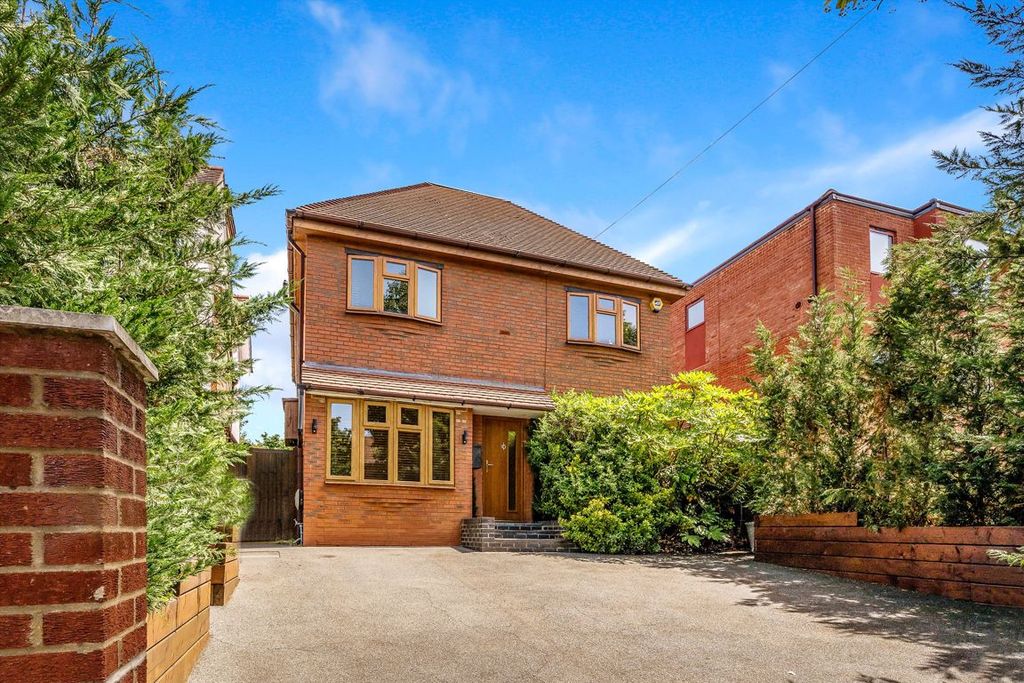 Property photo 1 of 10