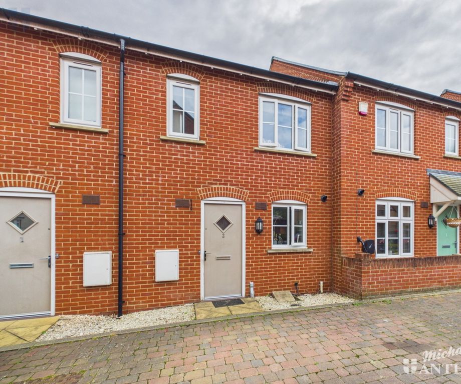 Property photo 1 of 10 Cam03852G0-Pr0633-Still015