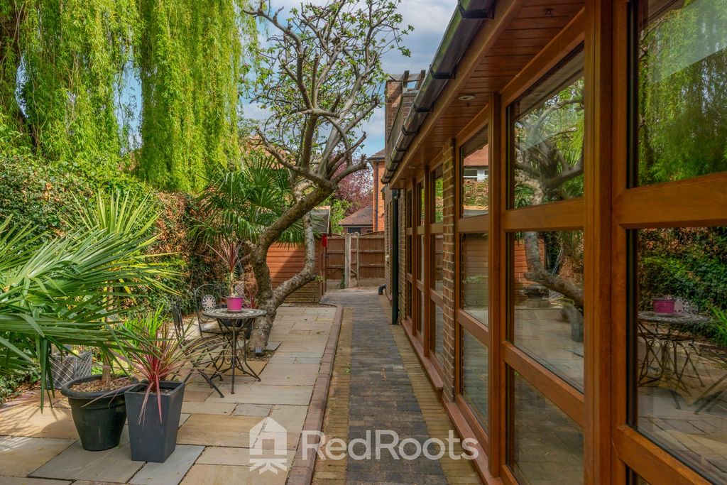Additional image 37 of 4 bed detached house for salePark Drive, Sprotbrough, Doncaster DN5