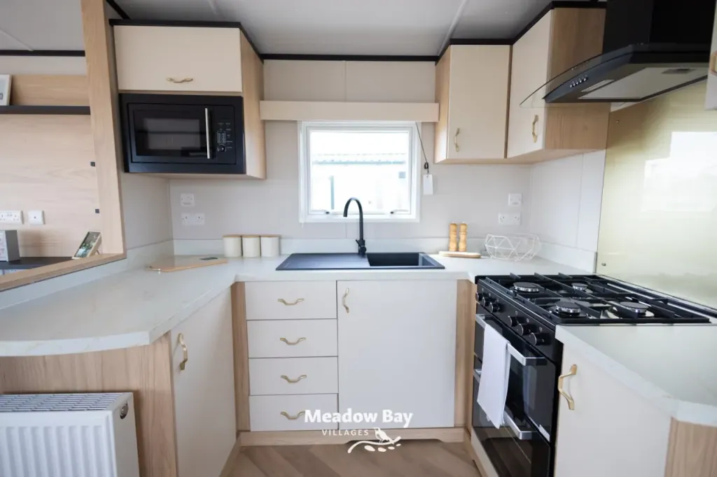 Property photo 3 of 22 2025 Carnaby Glailsdale 37x12 2B Small 04.Jpg