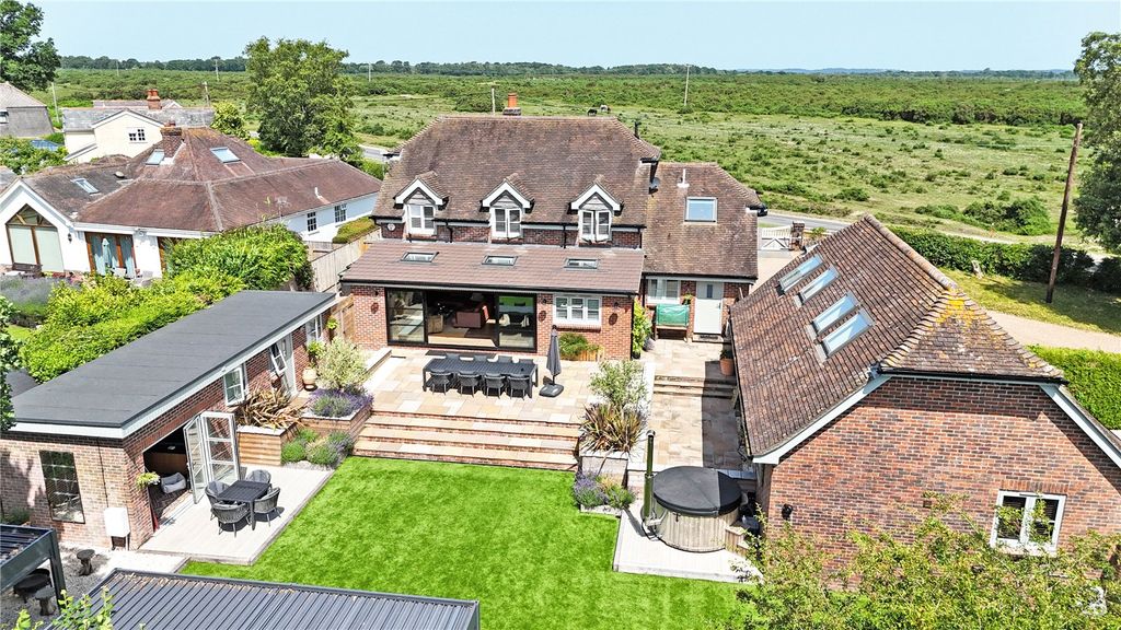 Property photo 3 of 39 Picture No. 09
