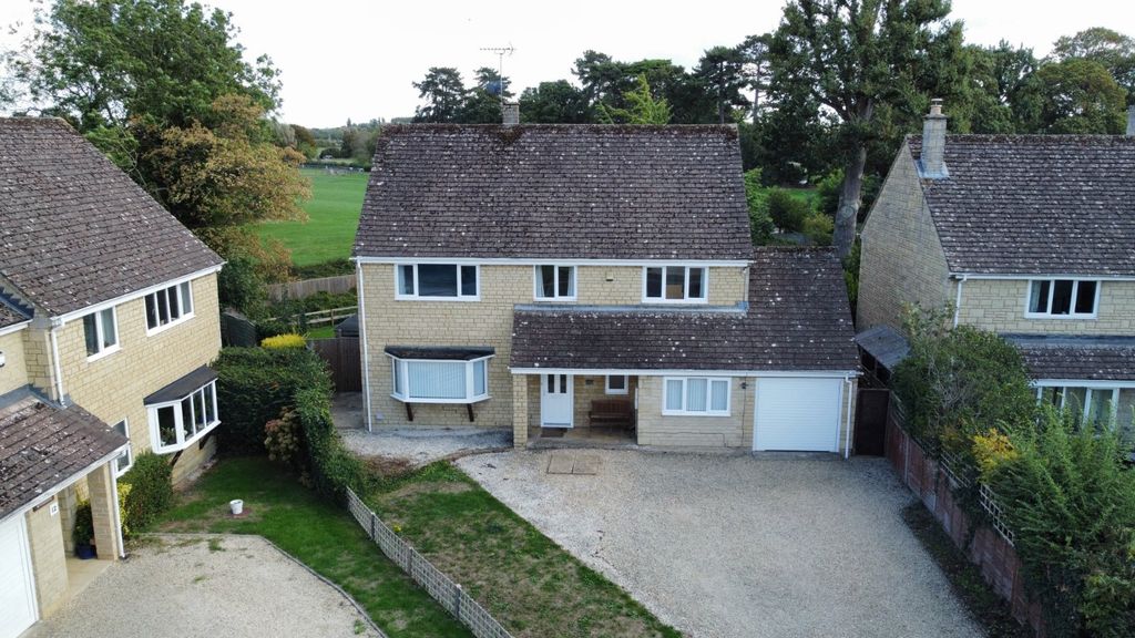 Property photo 1 of 16 Picture No. 18
