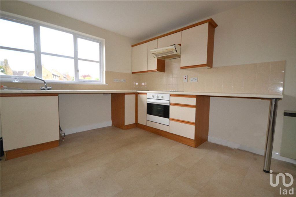 Property photo 3 of 5