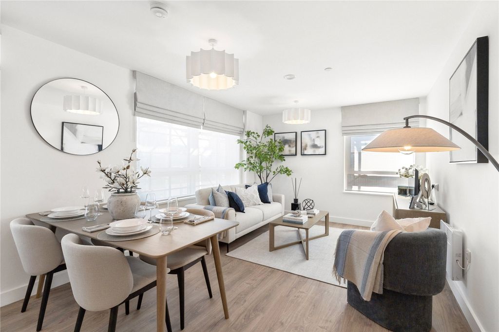 Property photo 3 of 14 Kitchen/Living/Diner