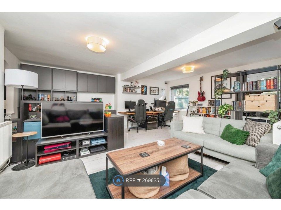 Property photo 3 of 7