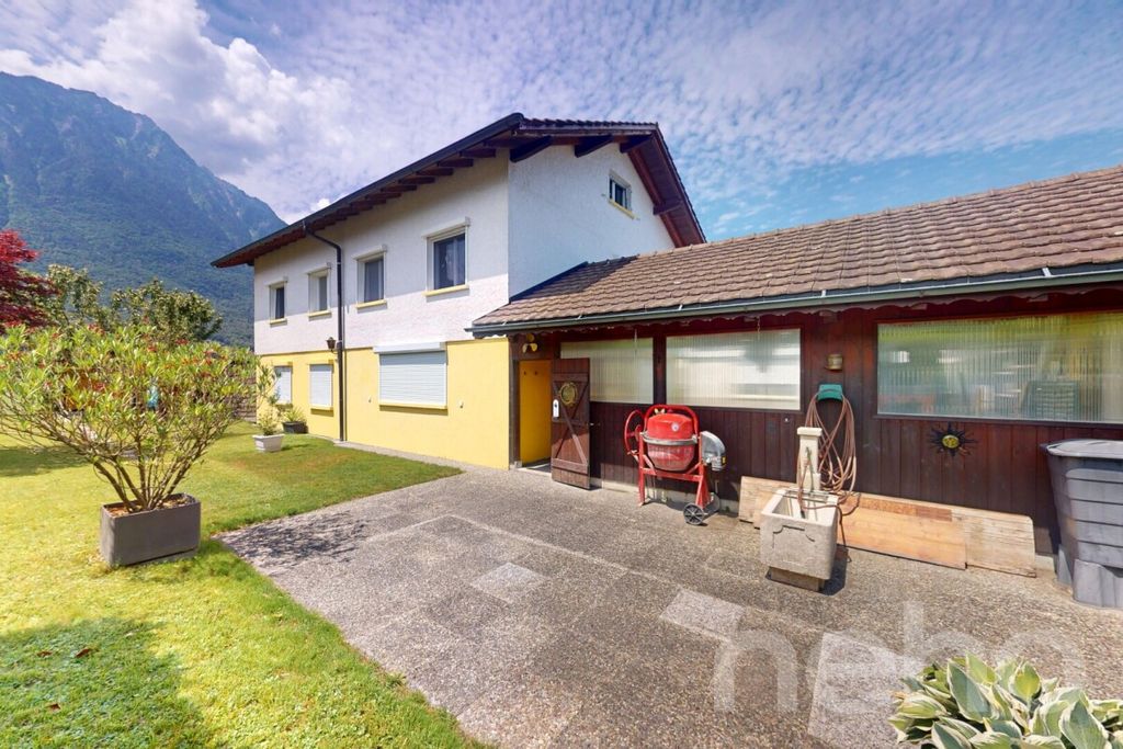 Property photo 1 of 13
