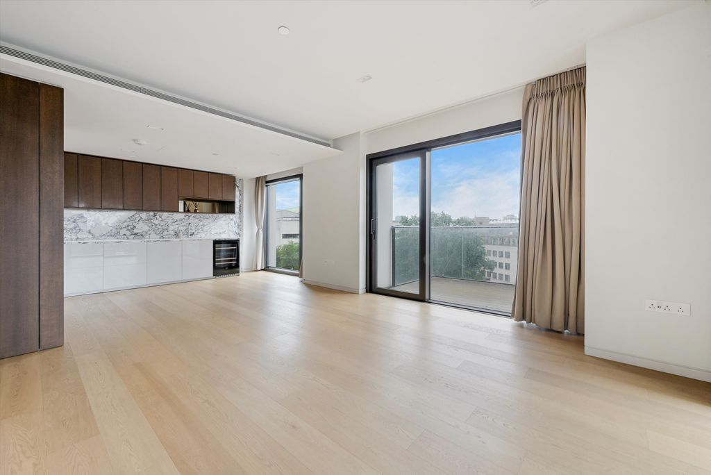 Property photo 1 of 11 Image
