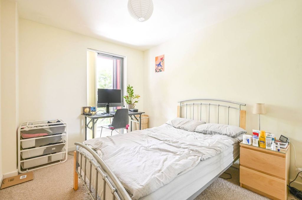 Property photo 3 of 10