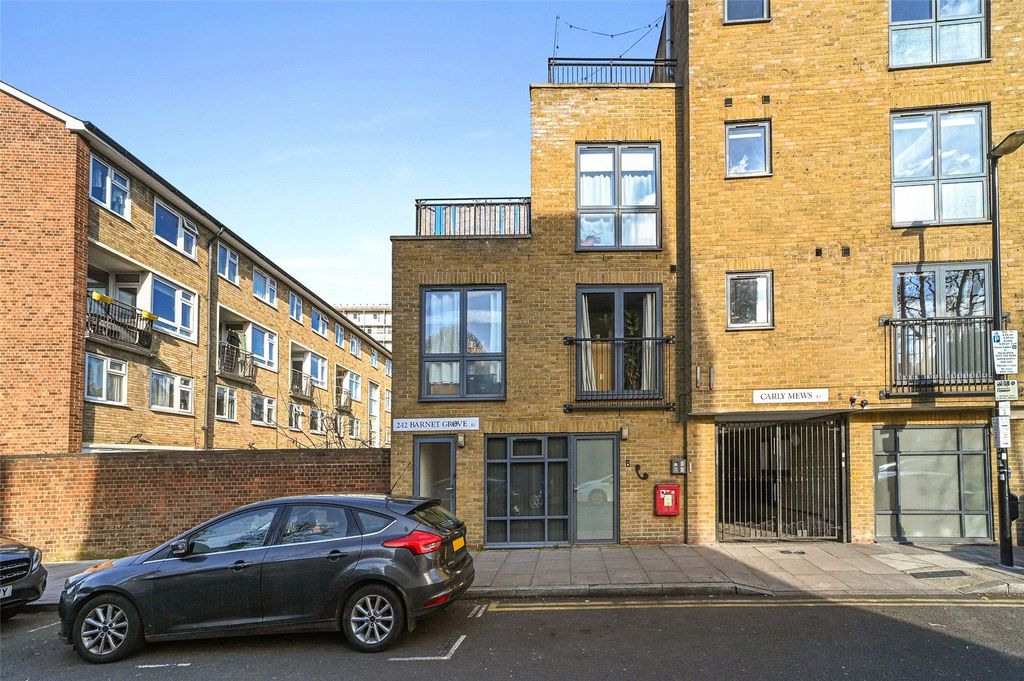 Property photo 2 of 20 External