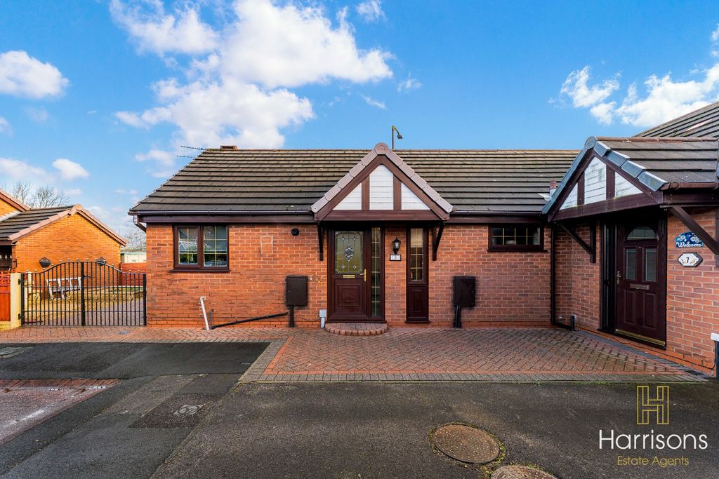 Property photo 2 of 17 4024596