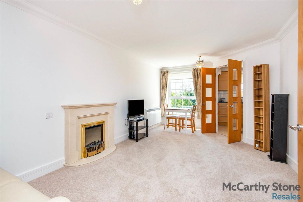 Property photo 2 of 19 46Claridge-6.Jpg