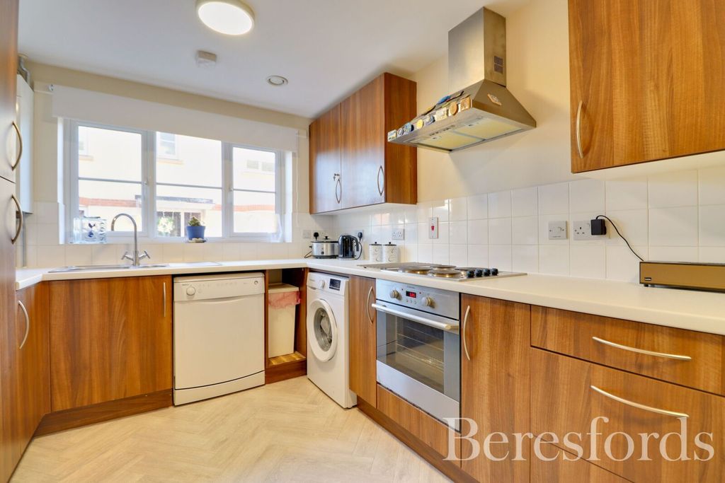 Property photo 3 of 20 Picture 3