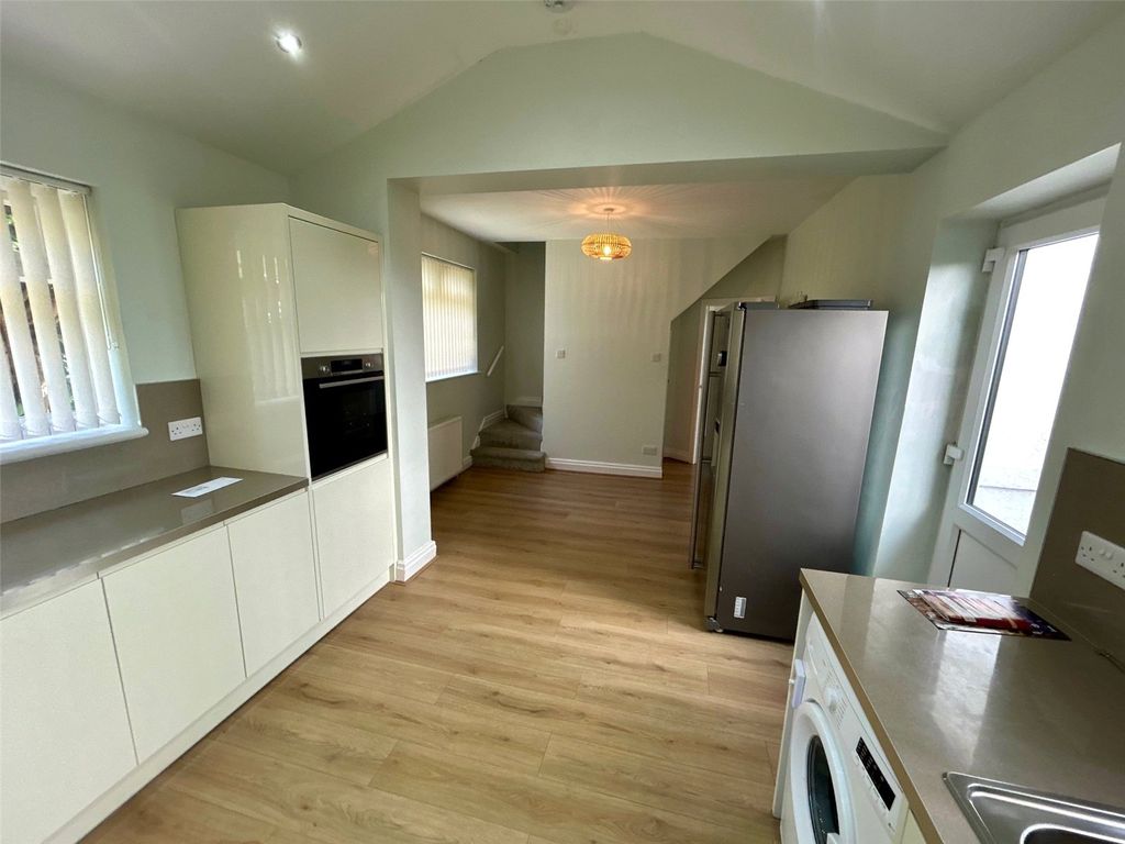 Property photo 3 of 17 Picture No. 26