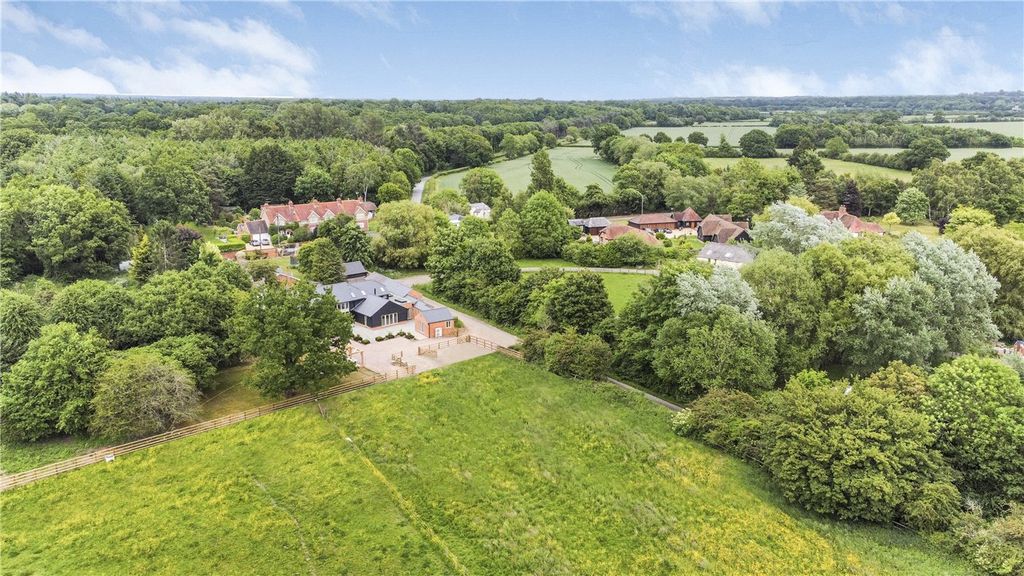 Property photo 3 of 31 Picture No. 05