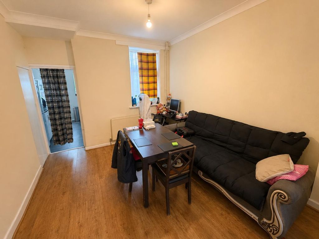 Property photo 3 of 10 3.Png