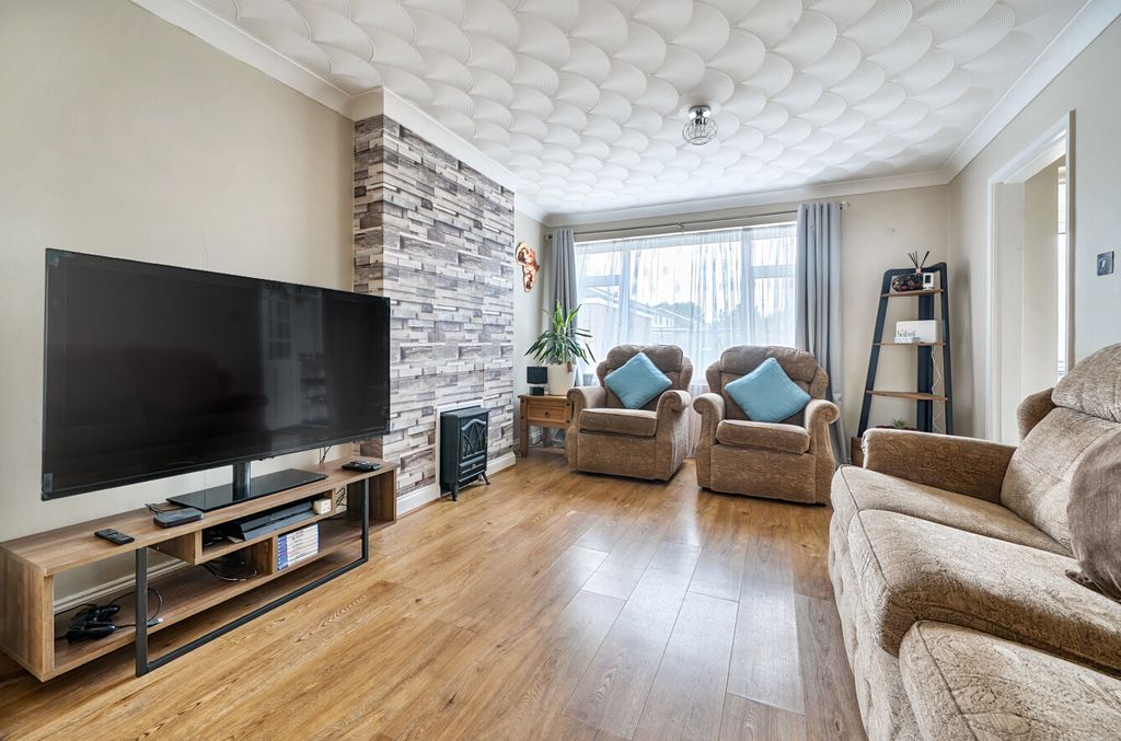 Property photo 2 of 15 1343292-22-68A746...
