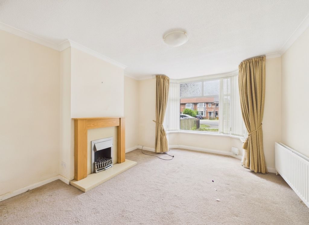 Property photo 2 of 11 5190633