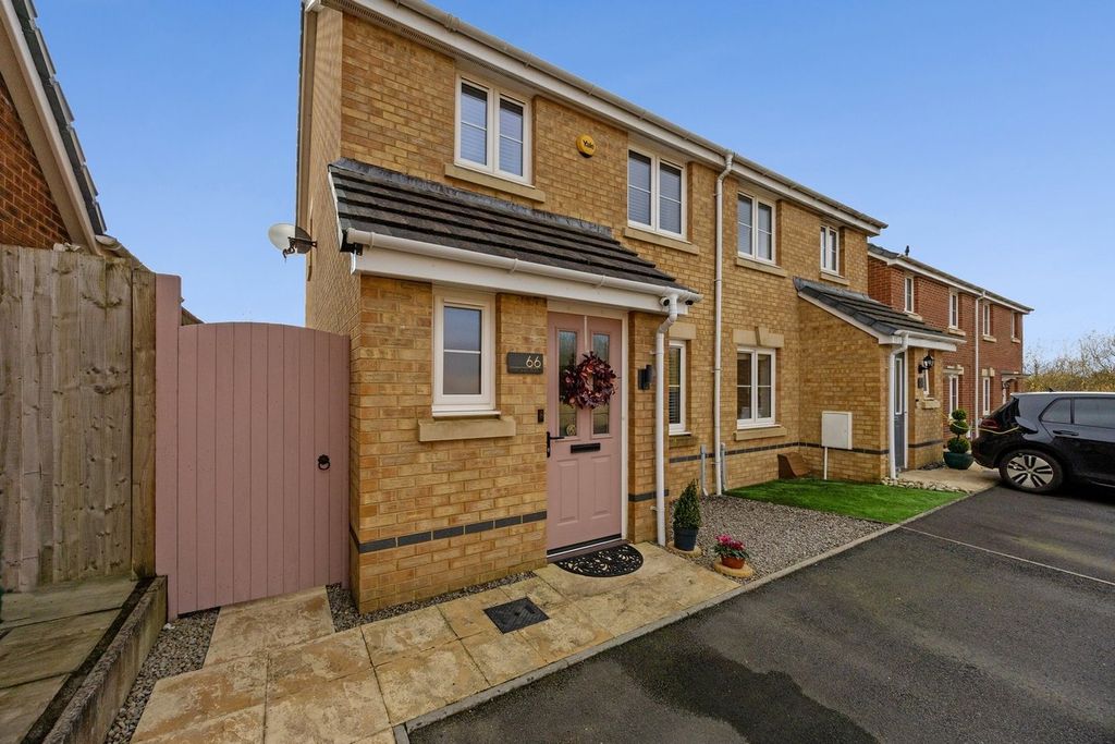 Property photo 3 of 30