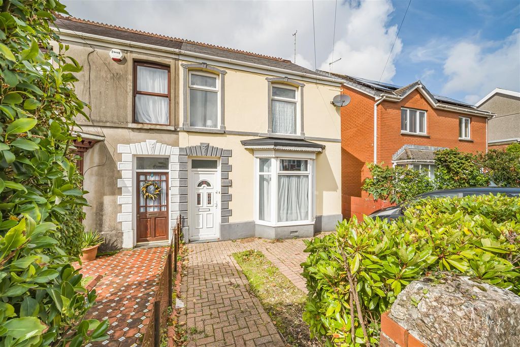 Property photo 1 of 19 22-P1270324.Jpg