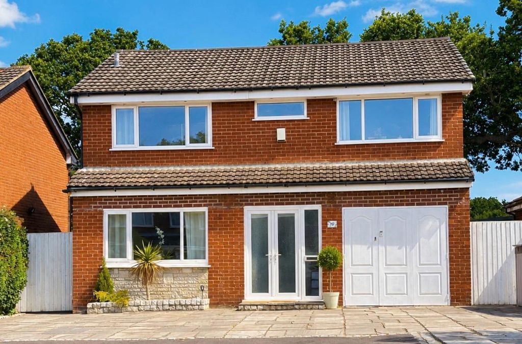 Property photo 1 of 19