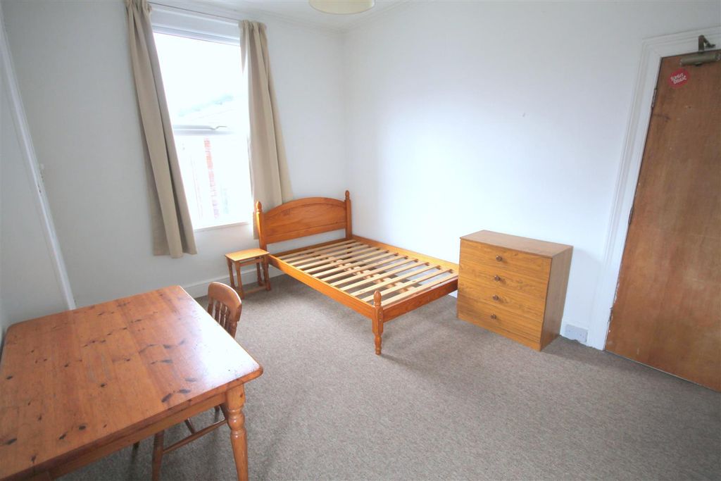 Property photo 2 of 5 Img_2455.Jpg
