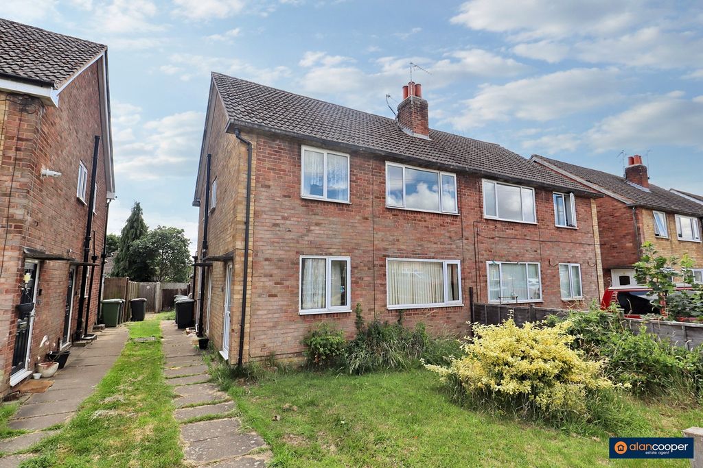 Property photo 1 of 12 4333190