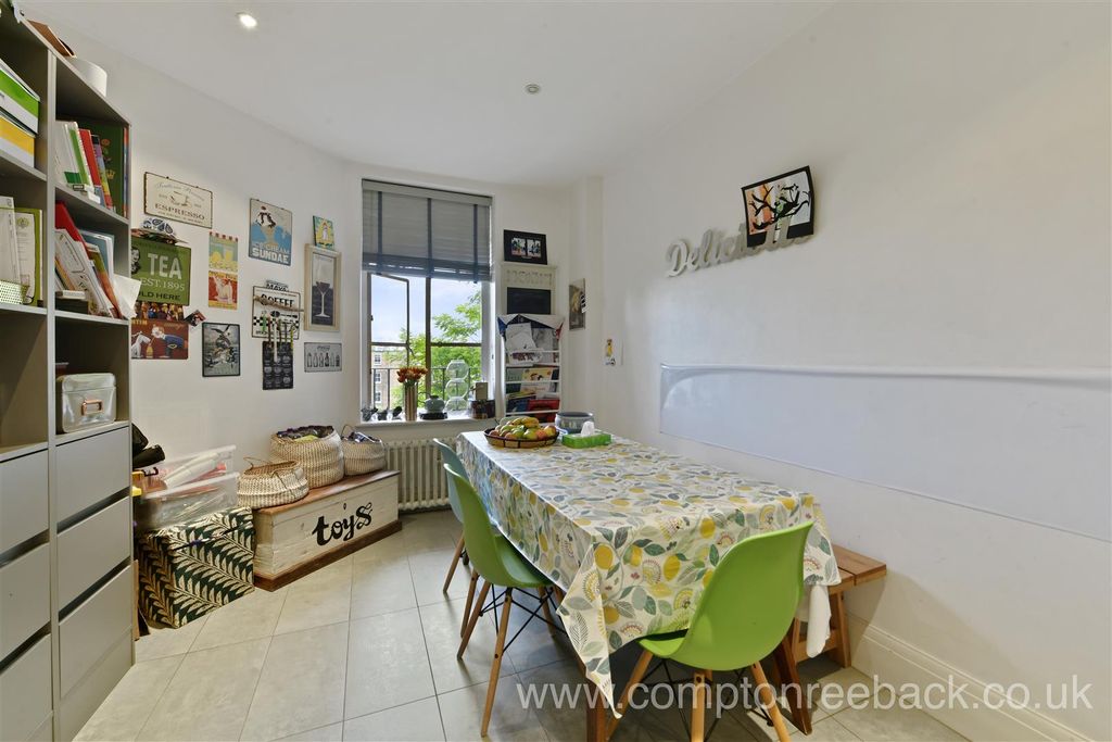 Property photo 2 of 10 Dining Space / Kitchen