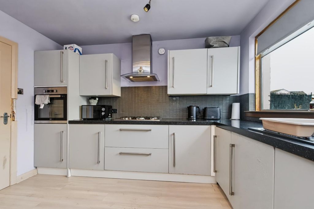 Property photo 2 of 15 Kitchen
