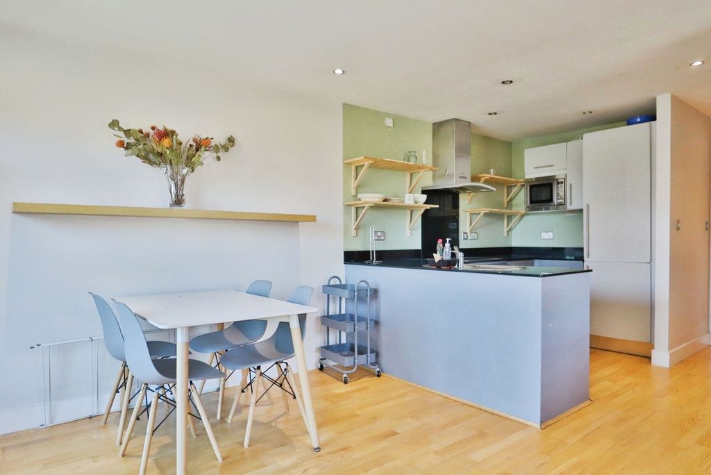 Property photo 1 of 12 Pbox-Img.Jpg