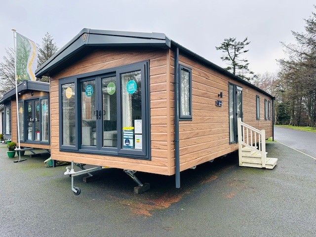 Property photo 1 of 11 Auyds697Df88Ed0F71.Jpg