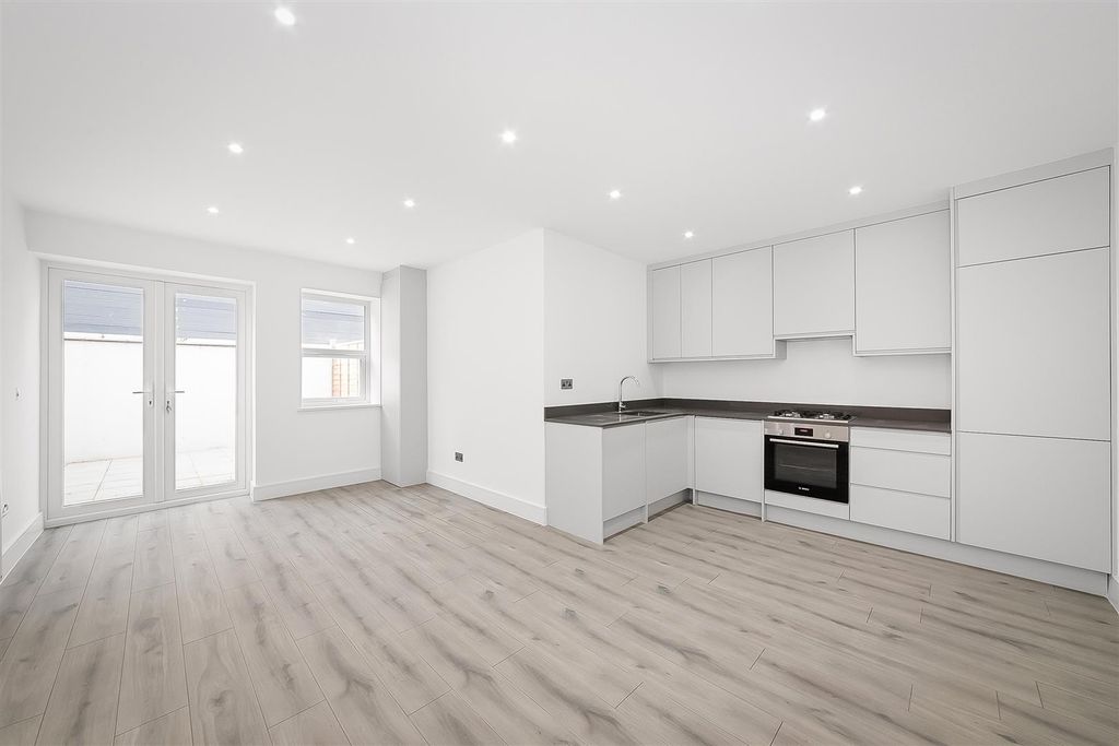 Property photo 2 of 11 Reception Room/Kitchen
