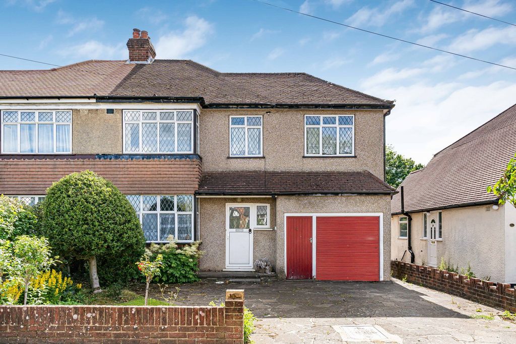 Property photo 1 of 16