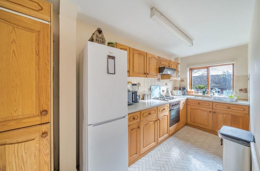 Property photo 3 of 9