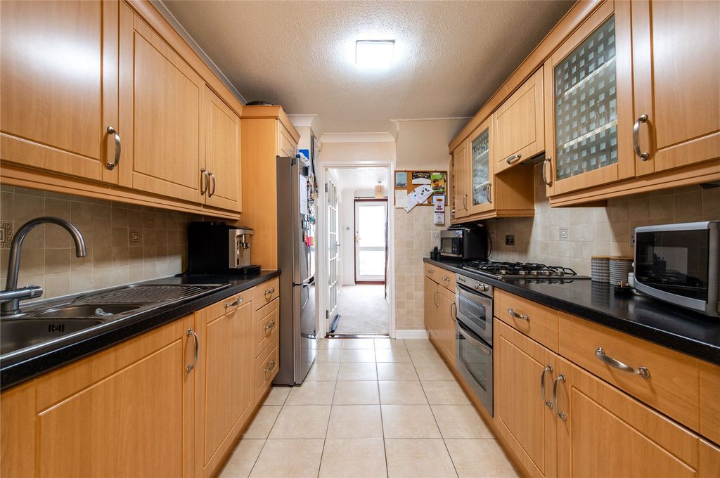 Property photo 3 of 28 Picture No. 35